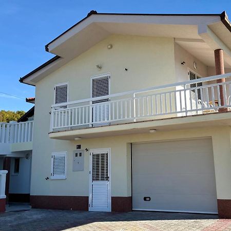 Home Coric Posusje Eksteriør billede